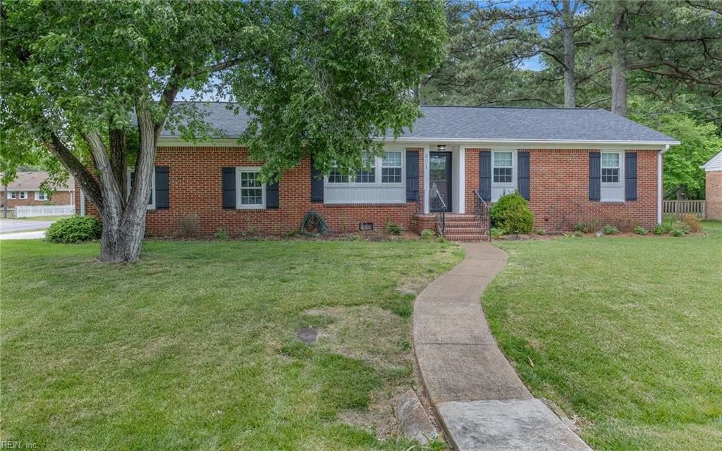 601 Warren AVE, CHESAPEAKE VA 23320 - Photo 3