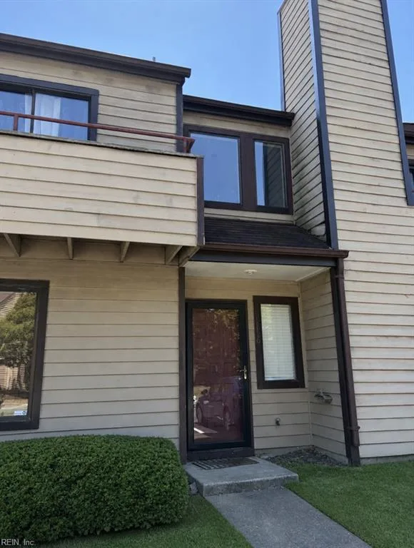 1116 N Green DR, NEWPORTNEWS VA 23602