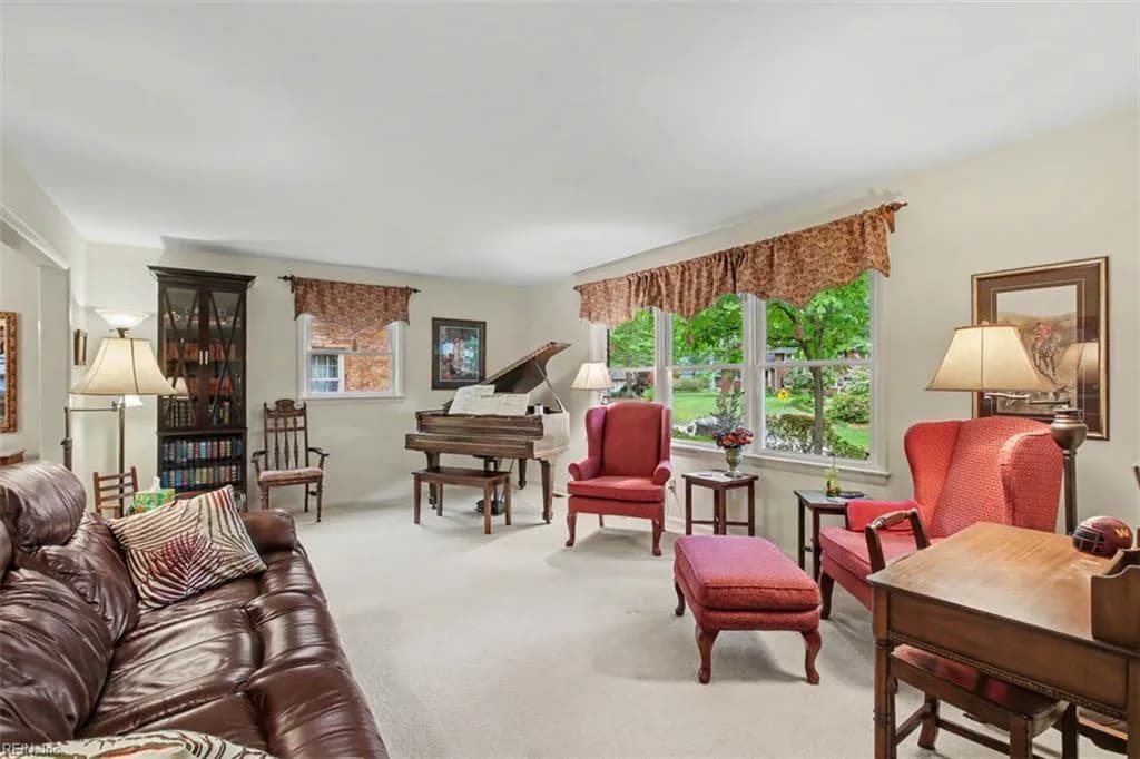 120 Archer RD, NEWPORTNEWS VA 23606 - Photo 5