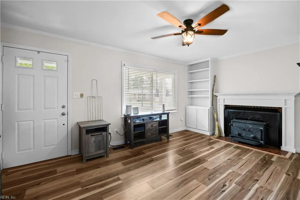 139 Eastwood DR, NEWPORTNEWS VA 23602 - Photo 5