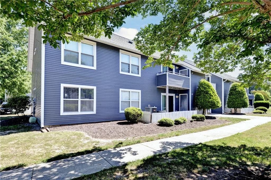 12757 Saint James PL #F, NEWPORTNEWS VA 23602 - Photo 4
