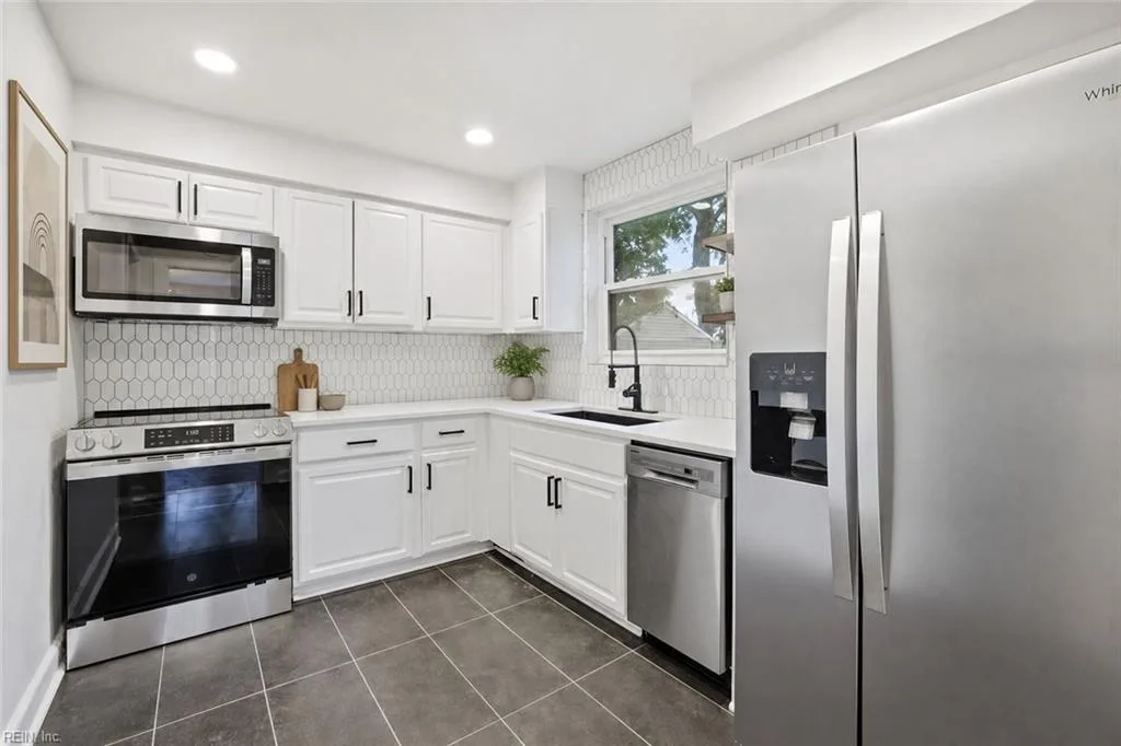 127 Mapleshade AVE, NORFOLK VA 23505 - Photo 3