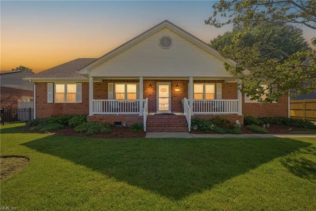 322 Faulk RD, NORFOLK VA 23502 - Photo 2