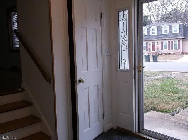 98 Apollo DR, HAMPTON VA 23669 - Photo 5