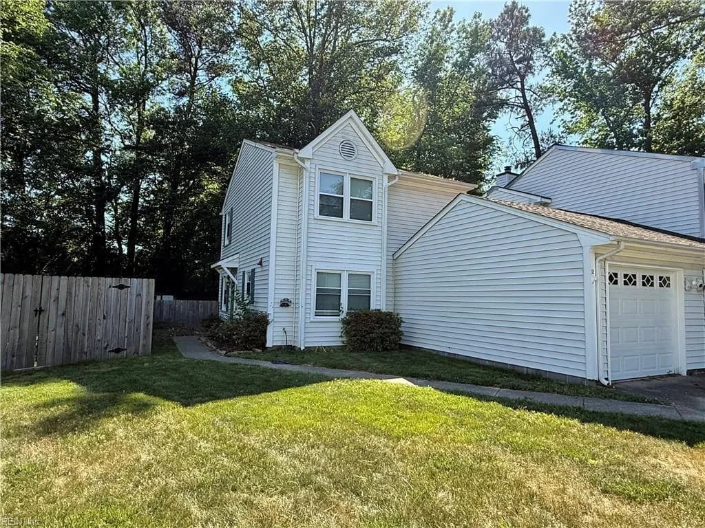 12 Romsey CIR, CHESAPEAKE VA 23320 - Main photo