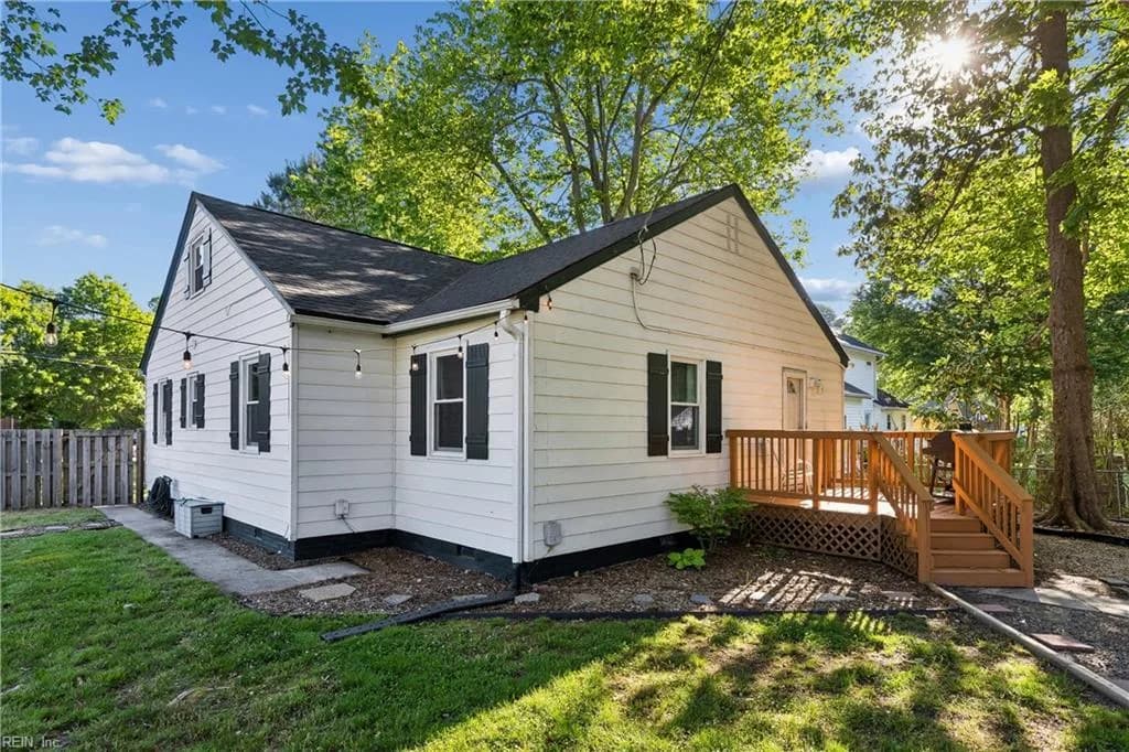 214 Deep Creek RD, NEWPORTNEWS VA 23606 - Photo 3