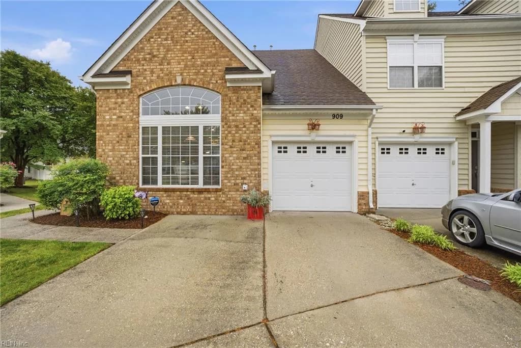 909 Becontree CT, VIRGINIABEACH VA 23462 - Photo 3