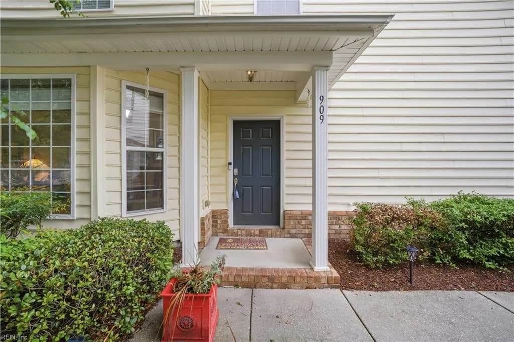 909 Becontree CT, VIRGINIABEACH VA 23462 - Photo 5