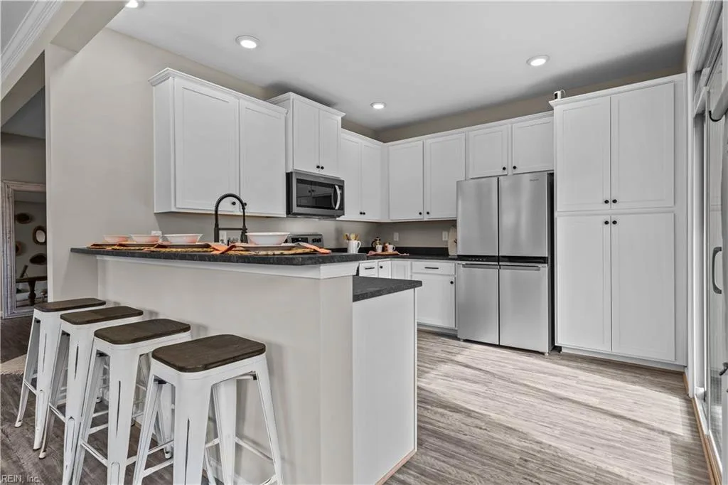 1509 Watermark WAY #1509, HAMPTON VA 23666 - Photo 5