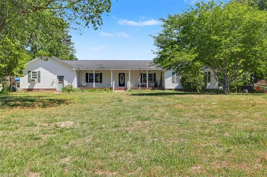 8237 Spring Hill Farm RD, GLOUCESTER VA 23061 - Photo 2