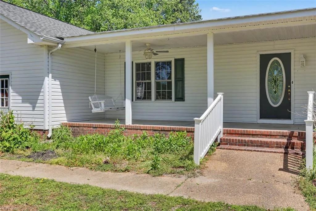 8237 Spring Hill Farm RD, GLOUCESTER VA 23061 - Photo 3