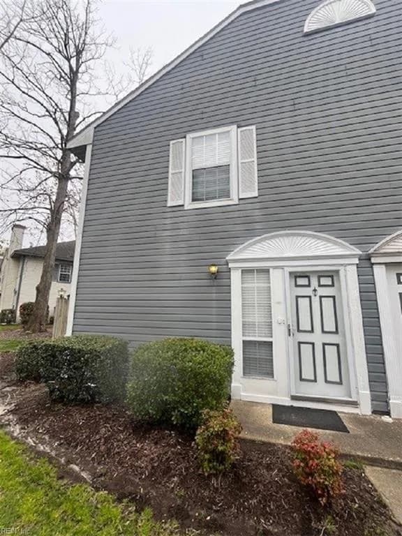 315 Ferdinand CIR, VIRGINIABEACH VA 23462 - Main photo