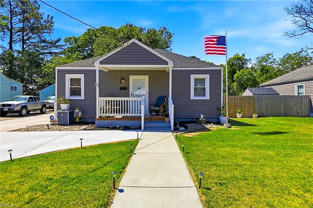 28 Woodland ST, Portsmouth — 3 bed Residential, 1,305 sqft