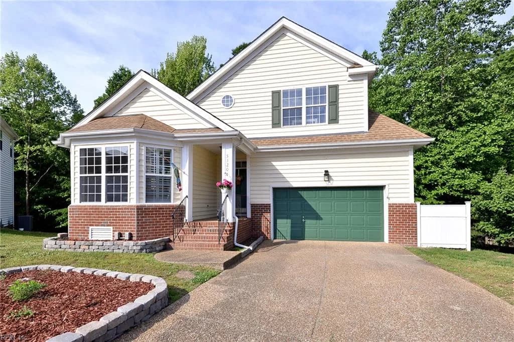 5320 Queen Bishop LN, WILLIAMSBURG VA 23185 - Photo 3