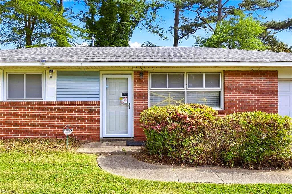 1109 Santeetlah AVE, Chesapeake — 3 bed Residential, 1,296 sqft