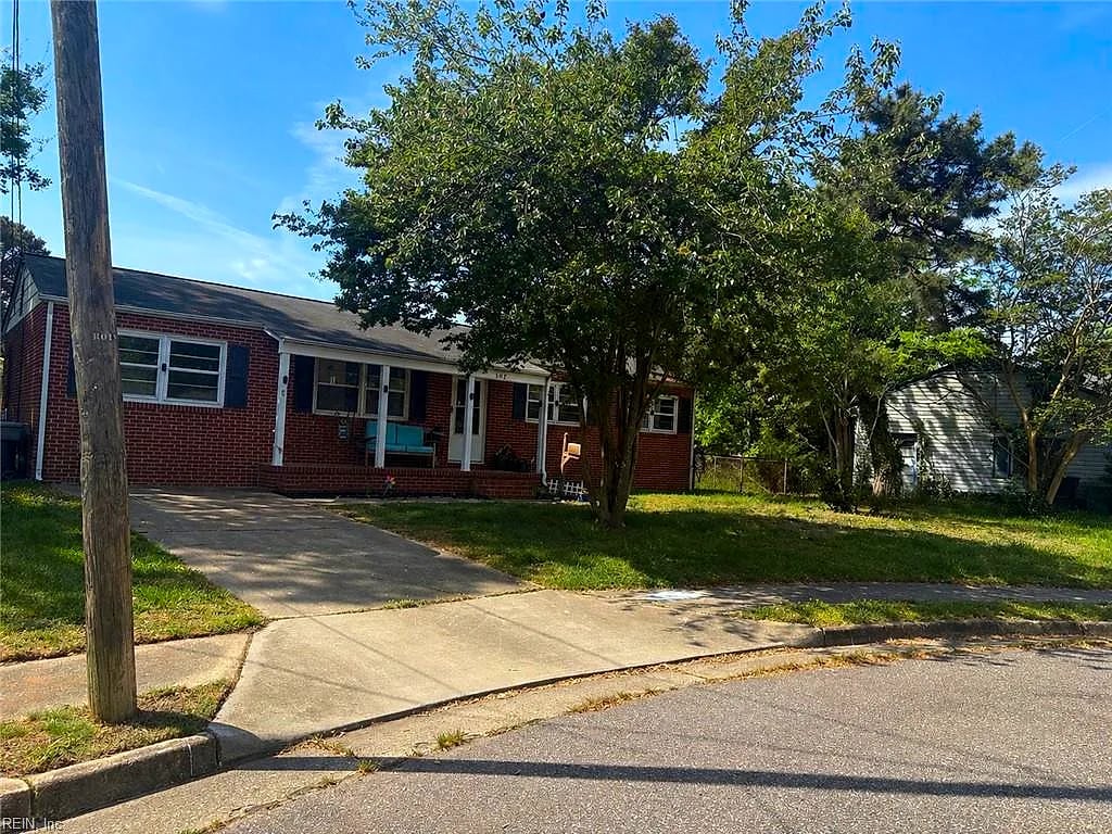 502 Regina CT, Hampton — 4 bed Residential, 1,358 sqft