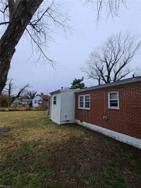 502 Regina CT, HAMPTON VA 23669 - Photo 4