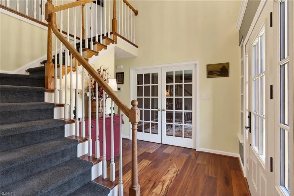112 Larkin RN, YORKTOWN VA 23692 - Photo 4