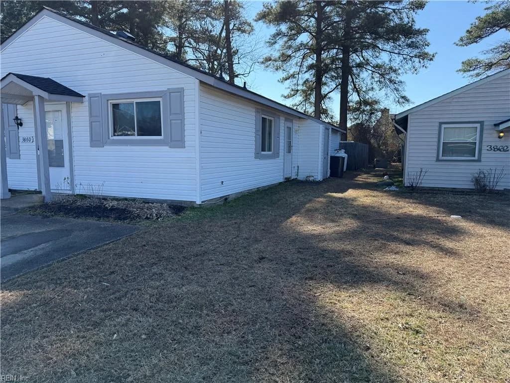3860 Sugar Creek LN, PORTSMOUTH VA 23703 - Photo 3
