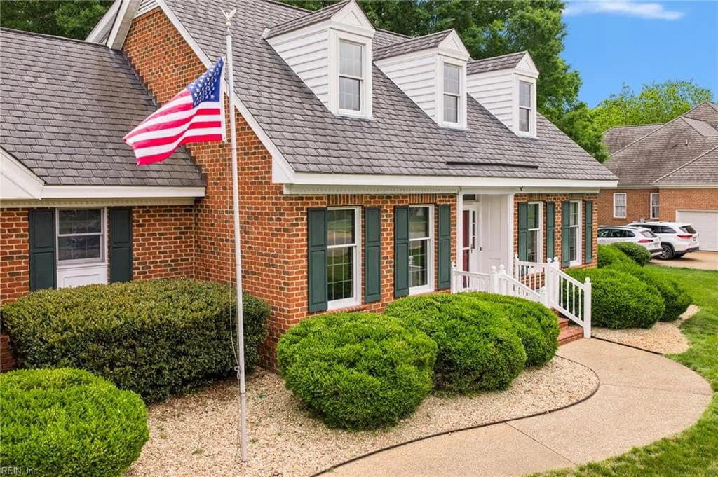 1831 Sawgrass Pointe DR, HAYES VA 23072 - Photo 4