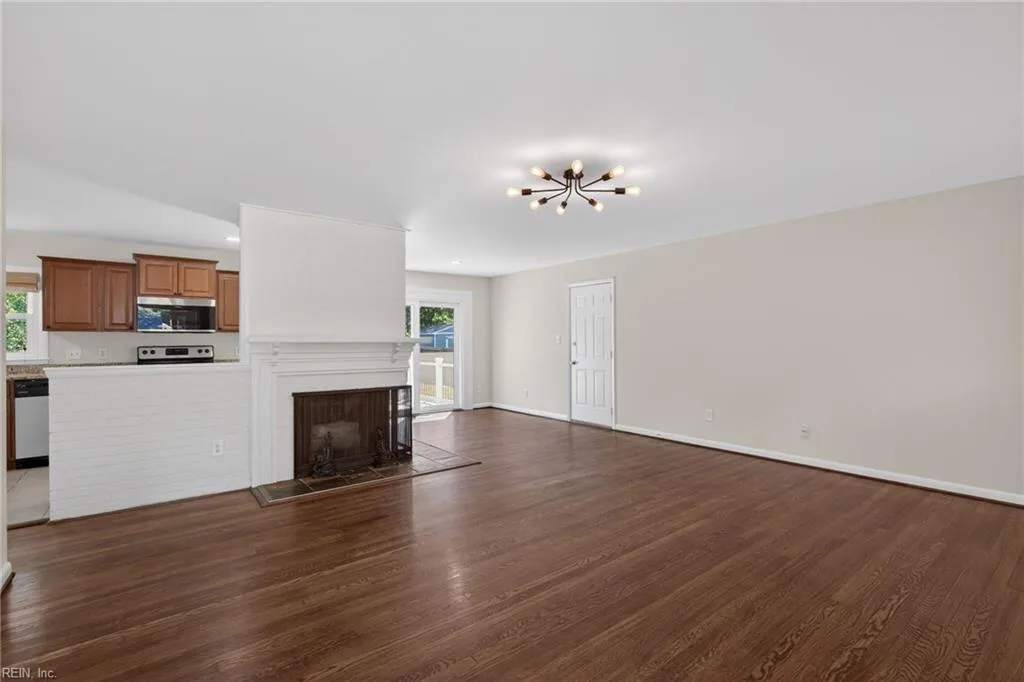 131 Nicewood DR, NEWPORTNEWS VA 23602 - Photo 5