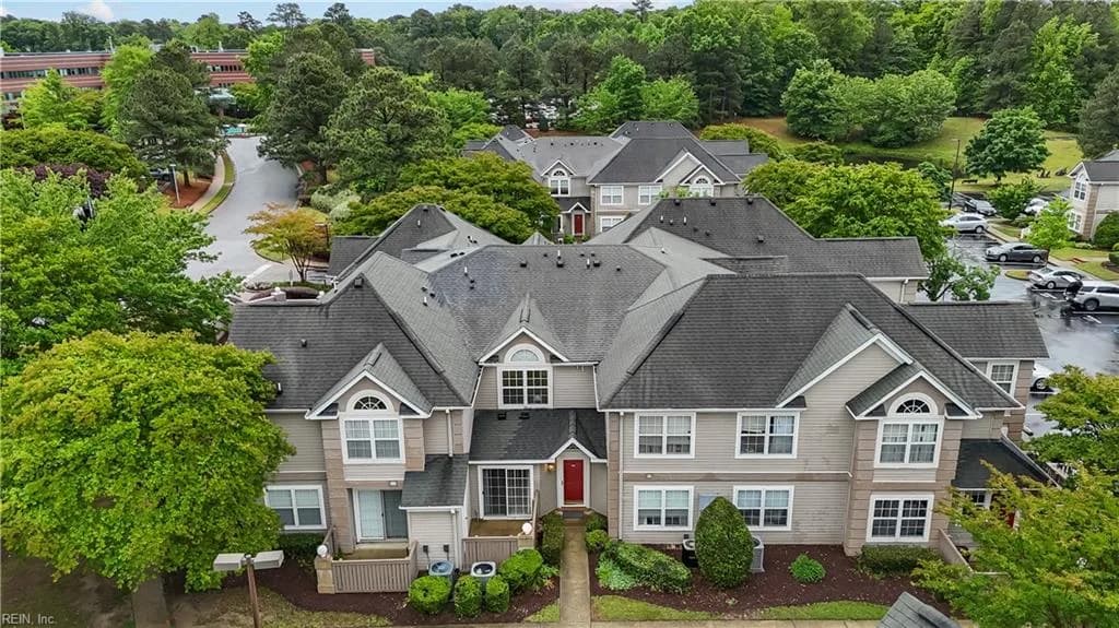 705 Queens PATH, WILLIAMSBURG VA 23185 - Photo 4