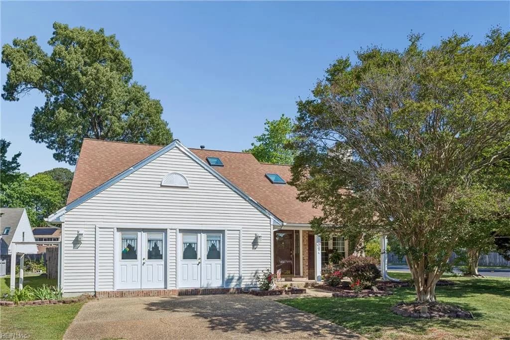 867 Belvoir CIR, NEWPORTNEWS VA 23608 - Main photo