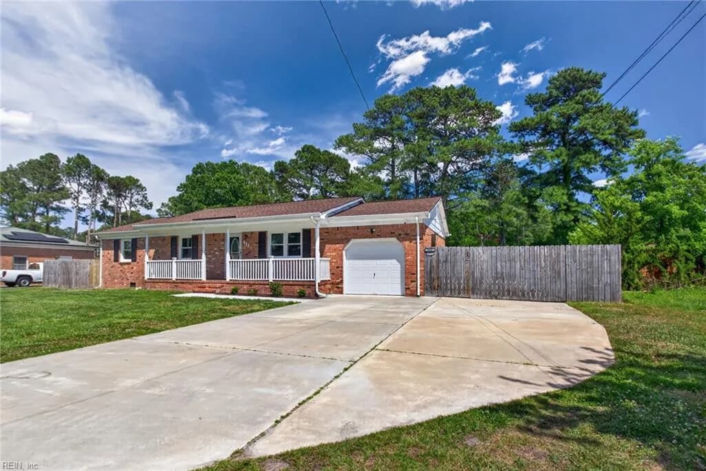 513 Corapeake DR, CHESAPEAKE VA 23322 - Photo 3