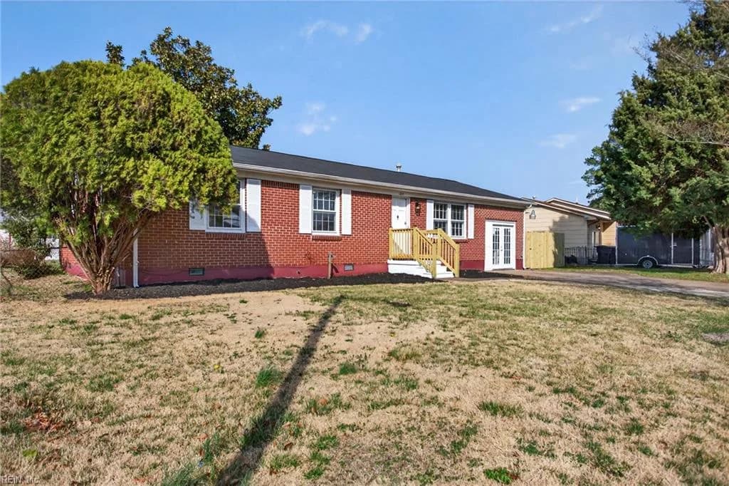 1214 Jamal LN W, PORTSMOUTH VA 23701 - Photo 3