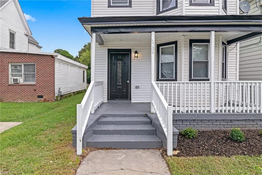 2104 Marshall AVE, NEWPORTNEWS VA 23607 - Photo 4