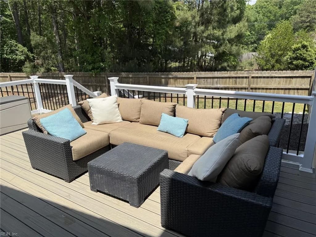 5508 Burlington LN, WILLIAMSBURG VA 23188 - Photo 4