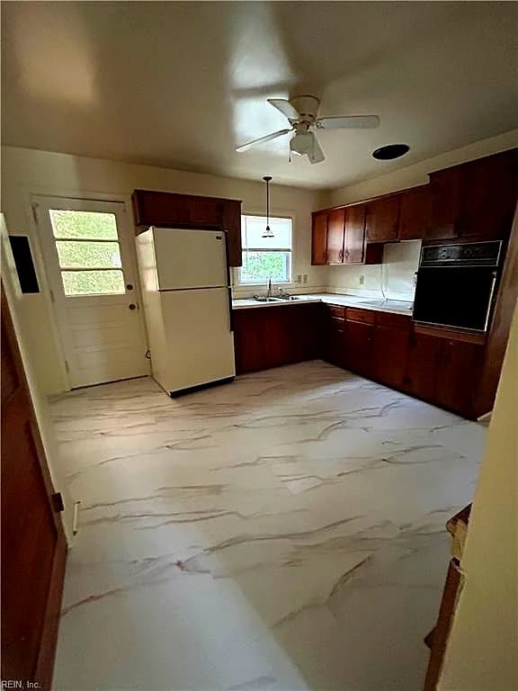 346 Sitka CT, HAMPTON VA 23666 - Photo 3