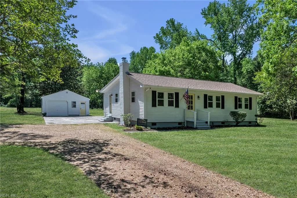 1949 Shipyard RD, CHESAPEAKE VA 23323 - Photo 4