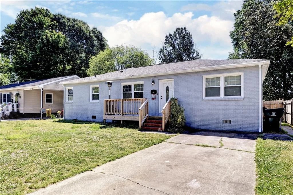 1120 78th ST, NEWPORTNEWS VA 23605