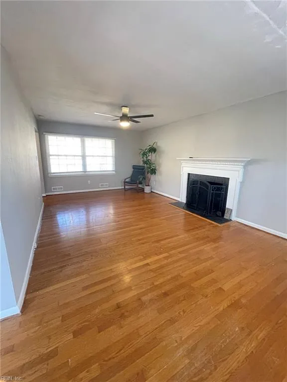235 Thomas Nelson LN, WILLIAMSBURG VA 23185 - Photo 5