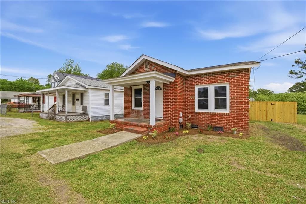 302 N 5th ST, SUFFOLK VA 23434 - Photo 5