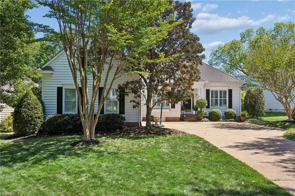 3104 Ridge DR, TOANO VA 23168 - Photo 4