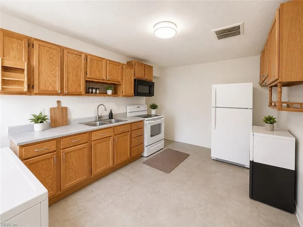 1336 Modoc AVE, NORFOLK VA 23518 - Photo 5