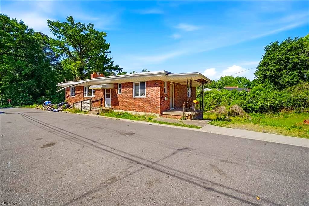 125 S Capital ST, SUFFOLK VA 23434 - Photo 3