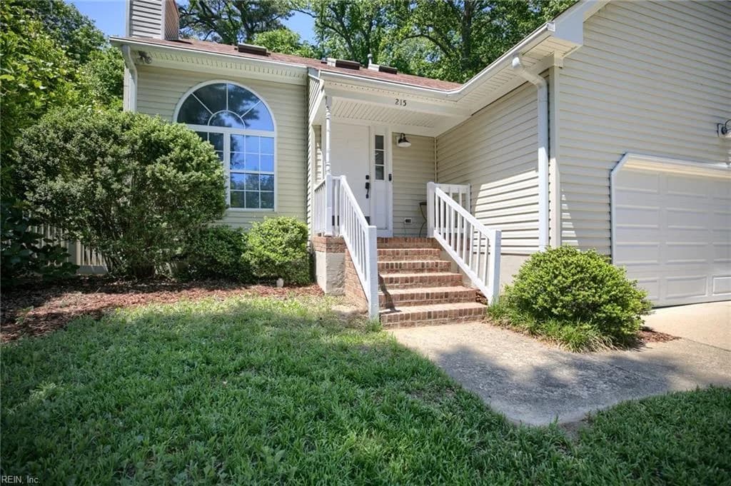 215 Amesbury LN, NEWPORTNEWS VA 23606 - Photo 3