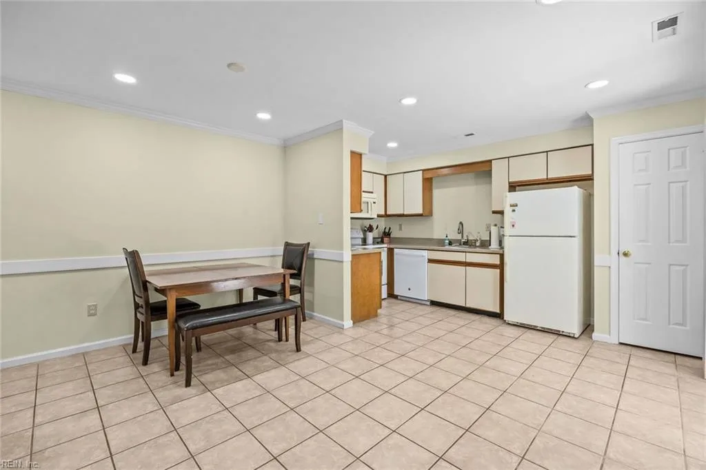 1671 Ocean Bay DR, VIRGINIABEACH VA 23454 - Photo 5