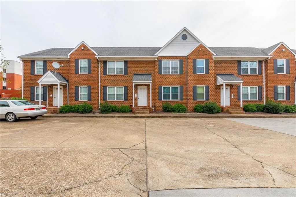 1110 Chapel ST #6, NORFOLK VA 23502 - Photo 2