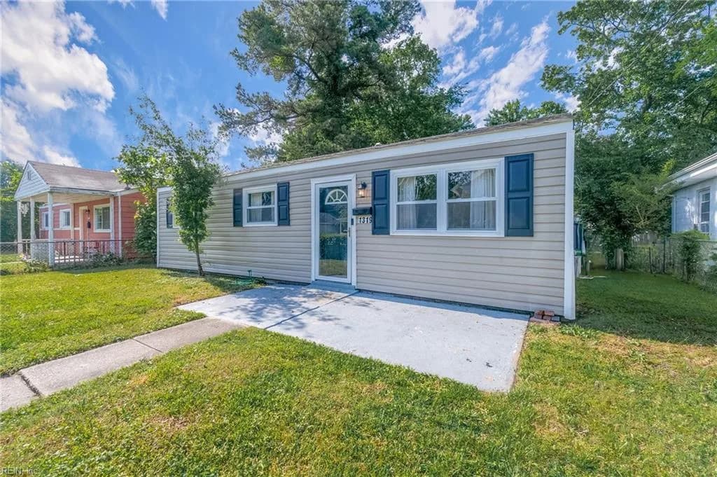 1319 W 41st ST, NORFOLK VA 23508 - Photo 3