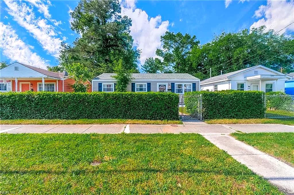 1319 W 41st ST, NORFOLK VA 23508 - Photo 5