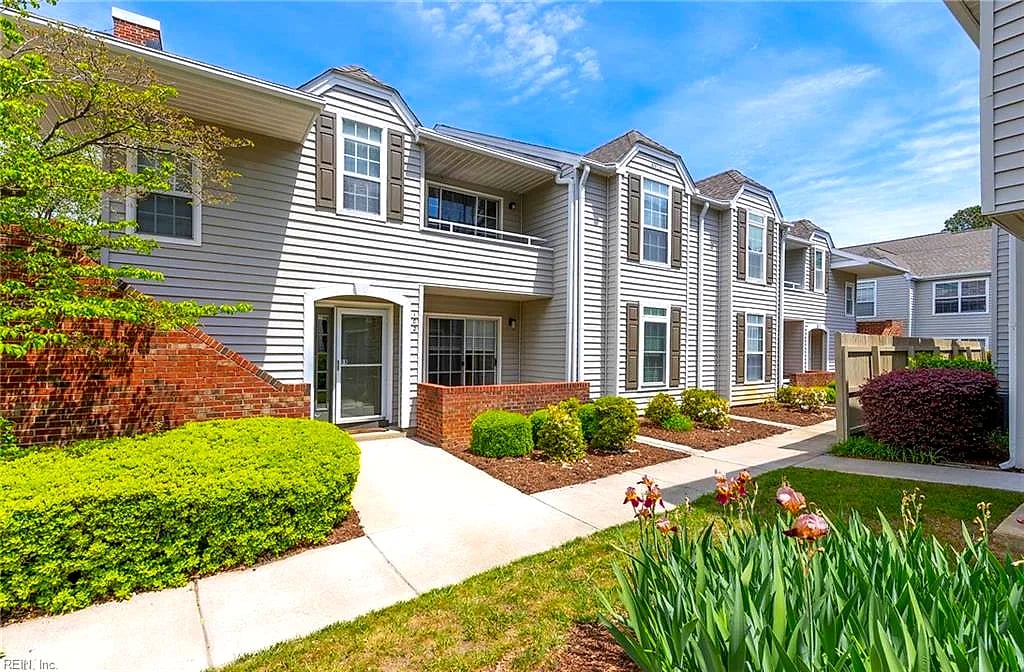 4910 Cypress Point CIR #102, Virginia Beach — 3 bed Residential, 1,425 sqft