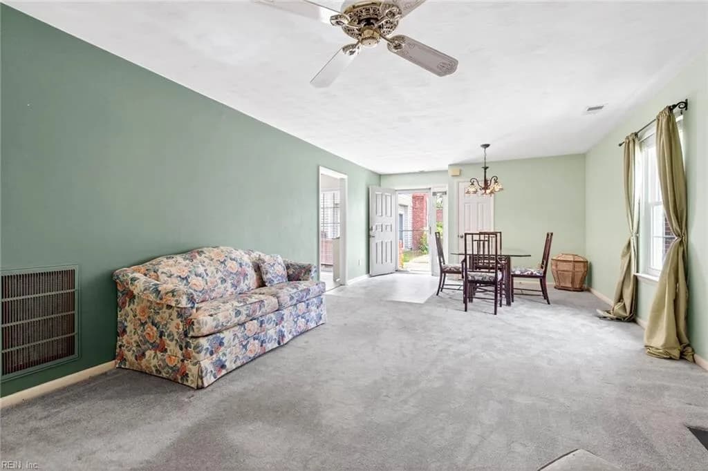 4910 Cypress Point CIR #102, VIRGINIABEACH VA 23455 - Photo 5