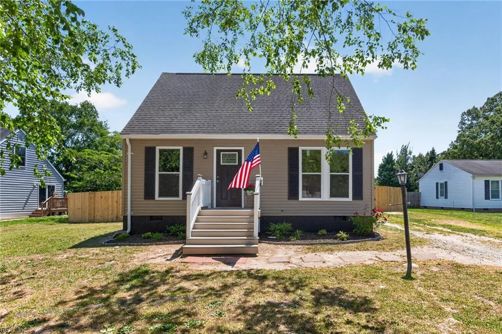 103 Sandpiper DR, SMITHFIELD VA 23430