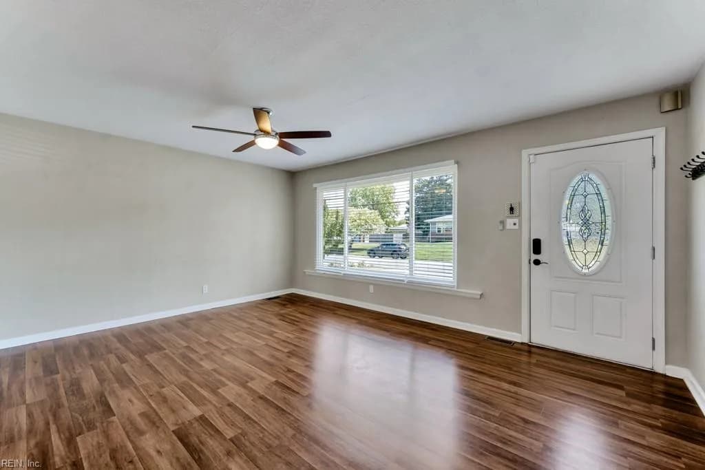 413 Gotham RD, VIRGINIABEACH VA 23462 - Photo 5