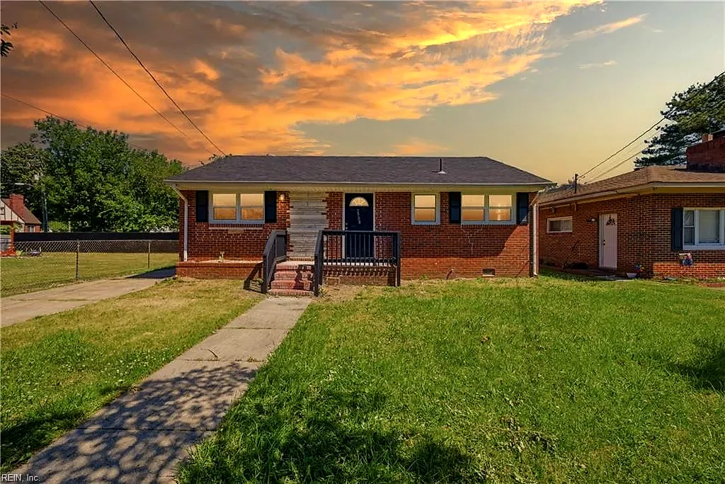2908 Hollister AVE, NORFOLK VA 23504