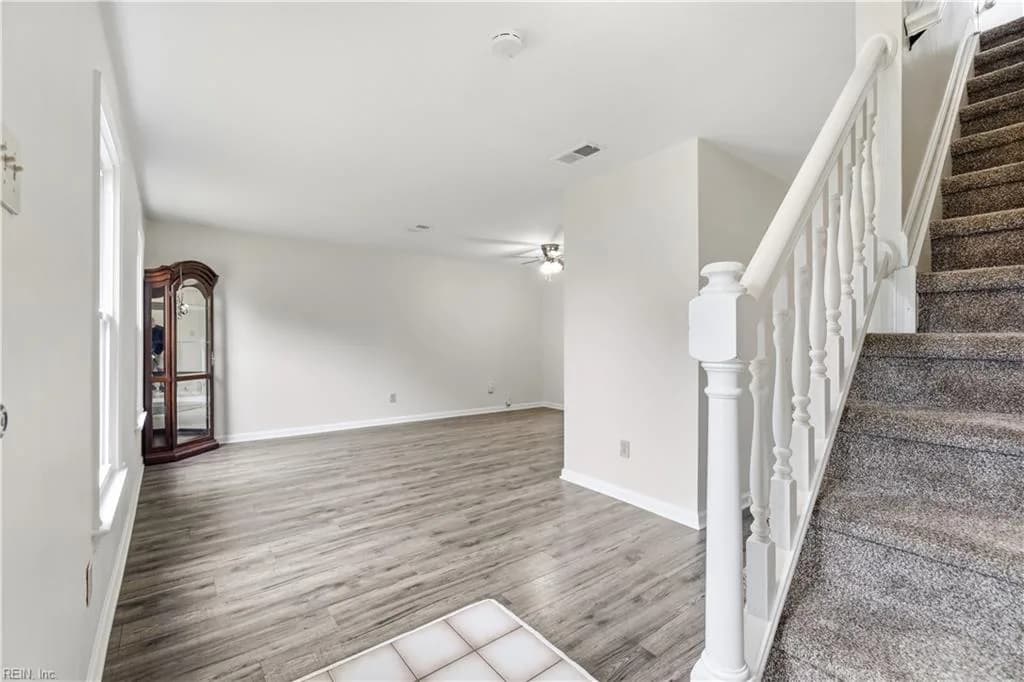 3033 Monet DR, VIRGINIABEACH VA 23456 - Photo 4